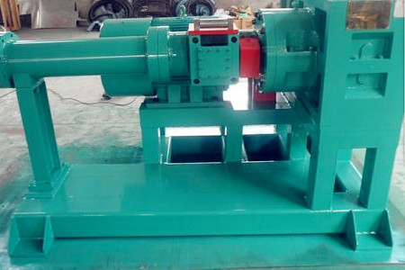 橡膠擠出機的溫度怎么控制？